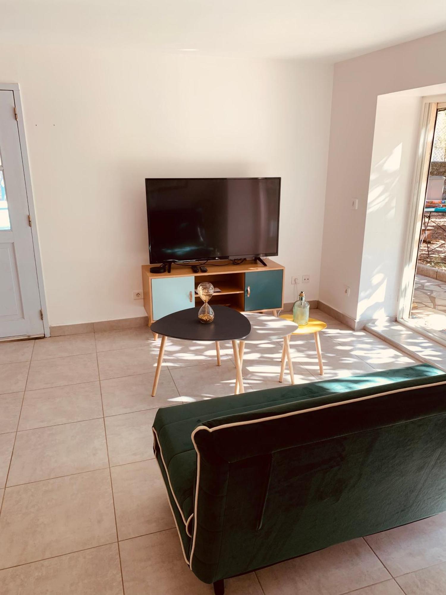 Appartement Independant Avec Jardin Et Acces Piscine Nîmes Extérieur photo