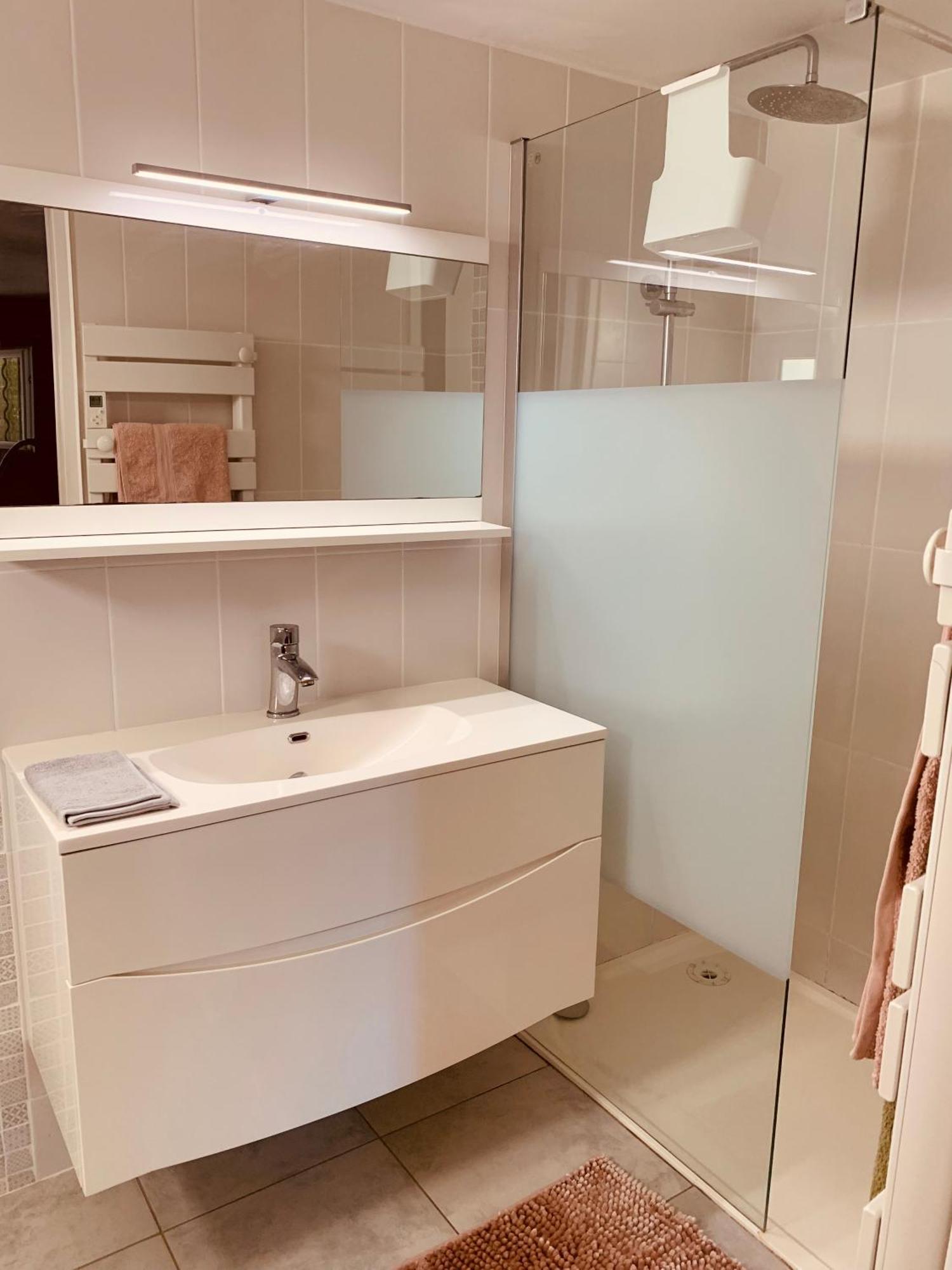 Appartement Independant Avec Jardin Et Acces Piscine Nîmes Extérieur photo